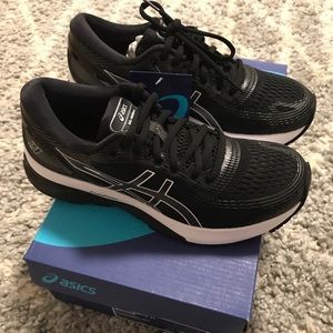 ASICS GEL-NIMBUS 21 - Women’s